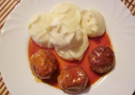 Ćufte u paradajz sosu