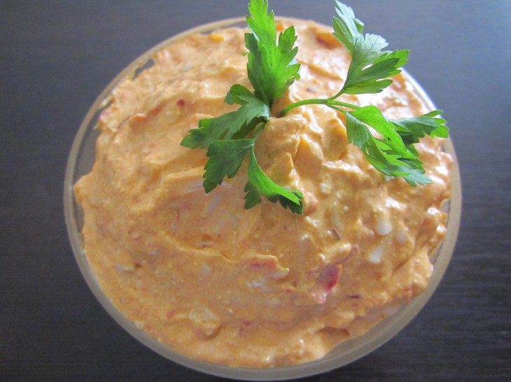 Urnebes salata