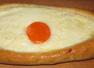 Acharuli Khachapuri