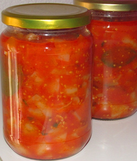 Paprike u paradajz sosu