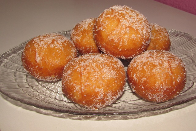 Mini bomboloni