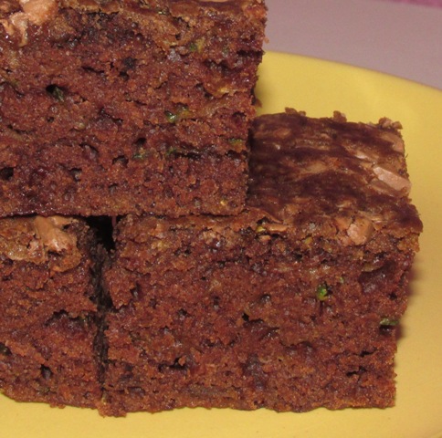 Zucchini chocolate brownies