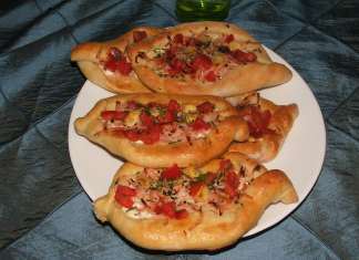 Pizza pide